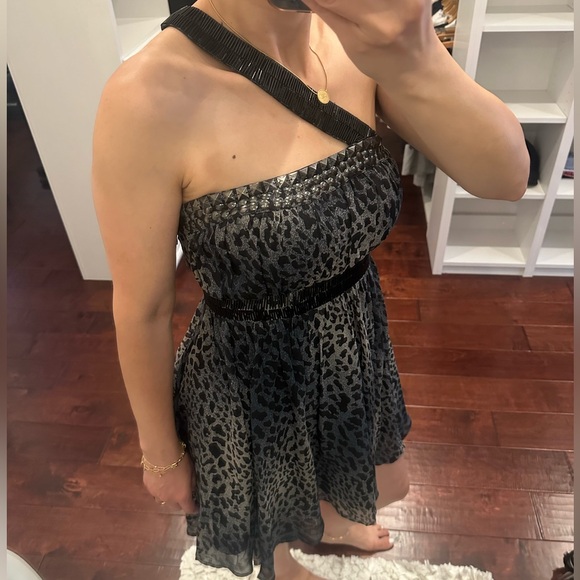 Cheetah print multi shoulder chiffon dress - Picture 12 of 13